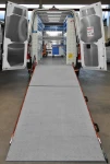 01_Allestimento Mercedes Sprinter con arredi Syncro Ultra e rampa di carico con dispositivo di rotazione