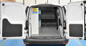01_Caddy VW 2021 con allestimento Syncro per impianti sicurezza