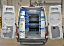 01_Crafter VW trasformato in officina mobile con arredi e accessori per energie rinnovabili