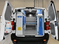01_Opel Movano attrezzato da Syncro per macchine agricole
