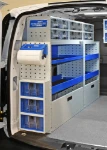 02_Contenitori in plastica trasparente e ripiani su Caddy per assistenza condizionatori 