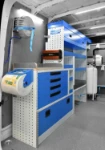 02_Parete sinistra Crafter attrezzata con angolo officina per assistenza veicoli pesanti