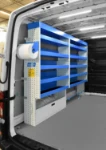 02_Parete sinistra Crafter con ripiani di scaffalatura Syncro