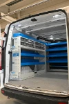 02_Parete sinistra Transporter con ripiani e cassetti trasparenti estraibili