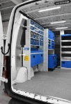 02_Pensile con contenitori in plastica trasparente minimo ingombro su Sprinter 