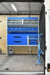 033_Contenitori trasparenti e opachi estraibili, cassetti e ripiani per Sprinter