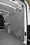 03_Ganci spostabili e regolabili su Transit con rivestimenti per la carrozzeria by Syncro 
