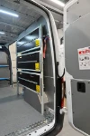 03_Parete destra Sprinter con ripiani ribaltabili e rivestimenti completi 