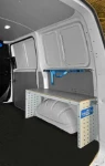 03_Transporter con banchetto di appoggio e sistemi di bloccaggio del carico 
