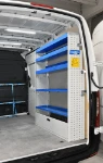 044_Arredo con scaffalatura su parete destra Sprinter L2H2