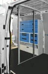 04_Sistema di barre fermacarico su Nissan NV400 

