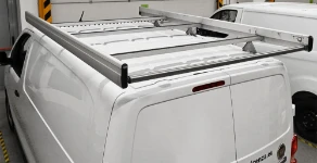 05_Barre portatutto con sistema Ultrasilent sul tetto di Scudo Fiat 