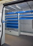 05_Crafter attrezzato da Syncro visto dalla porta laterale