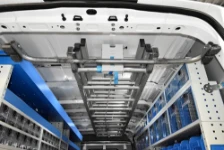 05_Scala fissata al soffitto di Crafter arredato da Syncro System