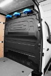 05_Sistemi di bloccaggio del carico su paratia di fondo Mercedes Sprinter L3 H2