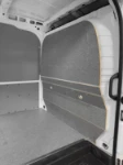 44_Paratia di fondo con copertura in legno marmato Syncro 