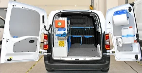 Allestimento lato sinistro con accessori Toyota Proace City