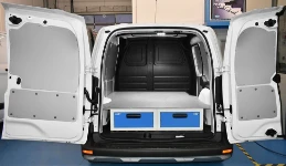 Allestimento Mercedes Citan con cassettiere sottopianale