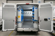 Allestimento per manutenzione impianti di spillatura birra su Opel Movano L2 H2