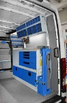 Area officina su Daily con banco di lavoro e portamorsa Syncro