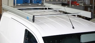 Bagagliera con spondina e rullo per Nissan NV200