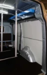 Barre fermacarico e lato destro furgone Scudo Fiat allestito da Syncro System