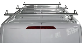 Barre portatutto sul tetto del Ford Custom