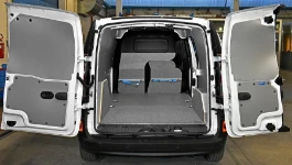 Copriruota, copriparatia, pianale e rivestimento per il NV250