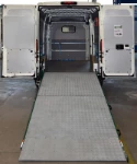 Ducato con rampa e rivestimento interno 