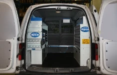 Furgone arredato per manutenzione cancelli porte portoni automatici 