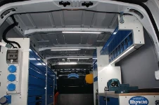 Illuminazione interno furgone per carrelli elevatori