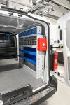 Lato destro allestimento Scudo con scaffali e cassetti trasparenti