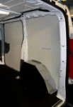 lato destro Scudo Fiat con pianale in legno, pannelli in lamiera e copri ruota