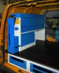 Lato sinistro allestimento Connect Ford 
