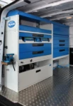 Lato sinistro allestimento Vivaro Opel 2014