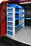 Lato sinistro scaffalatura nel Ford Connect
