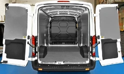 Pianale e rivestimenti per Transit