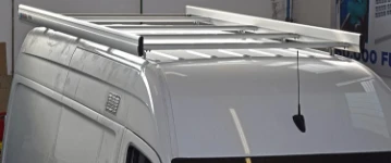 Portatutto con spondine e rullo su Sprinter
