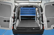 Rivestimento interno con pianale e pannellatura per NV250