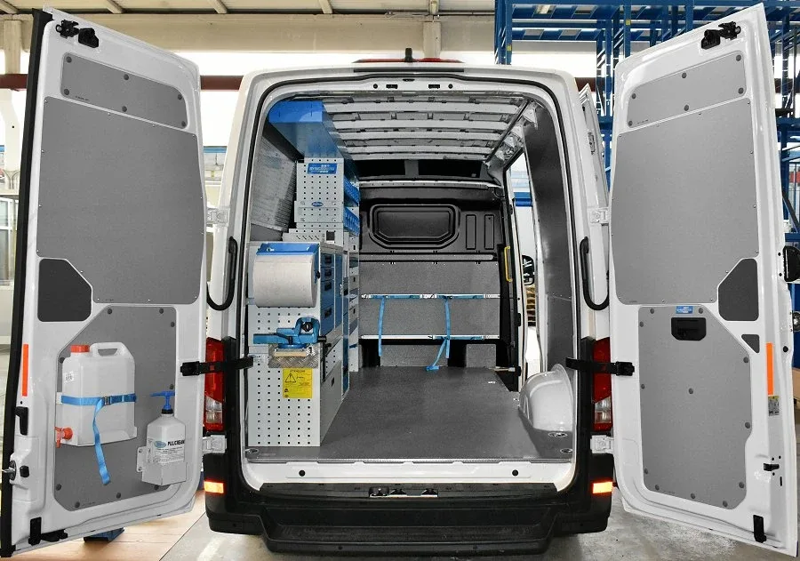 Furgone attrezzato per assistenza meccanica Allestimenti furgoni per assistenza meccanica